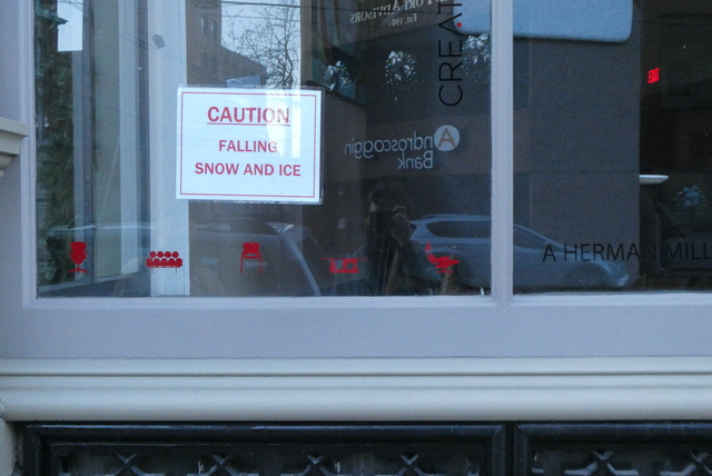 CAUTION FALLING SNOW AND ICE