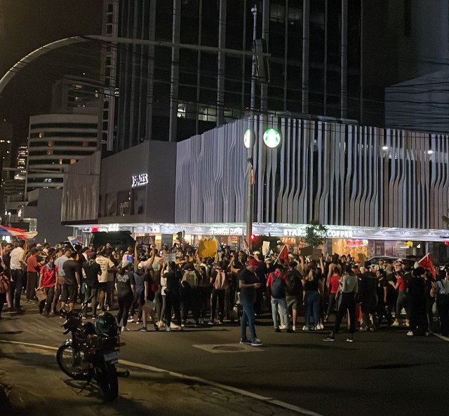 protesta-starbucks